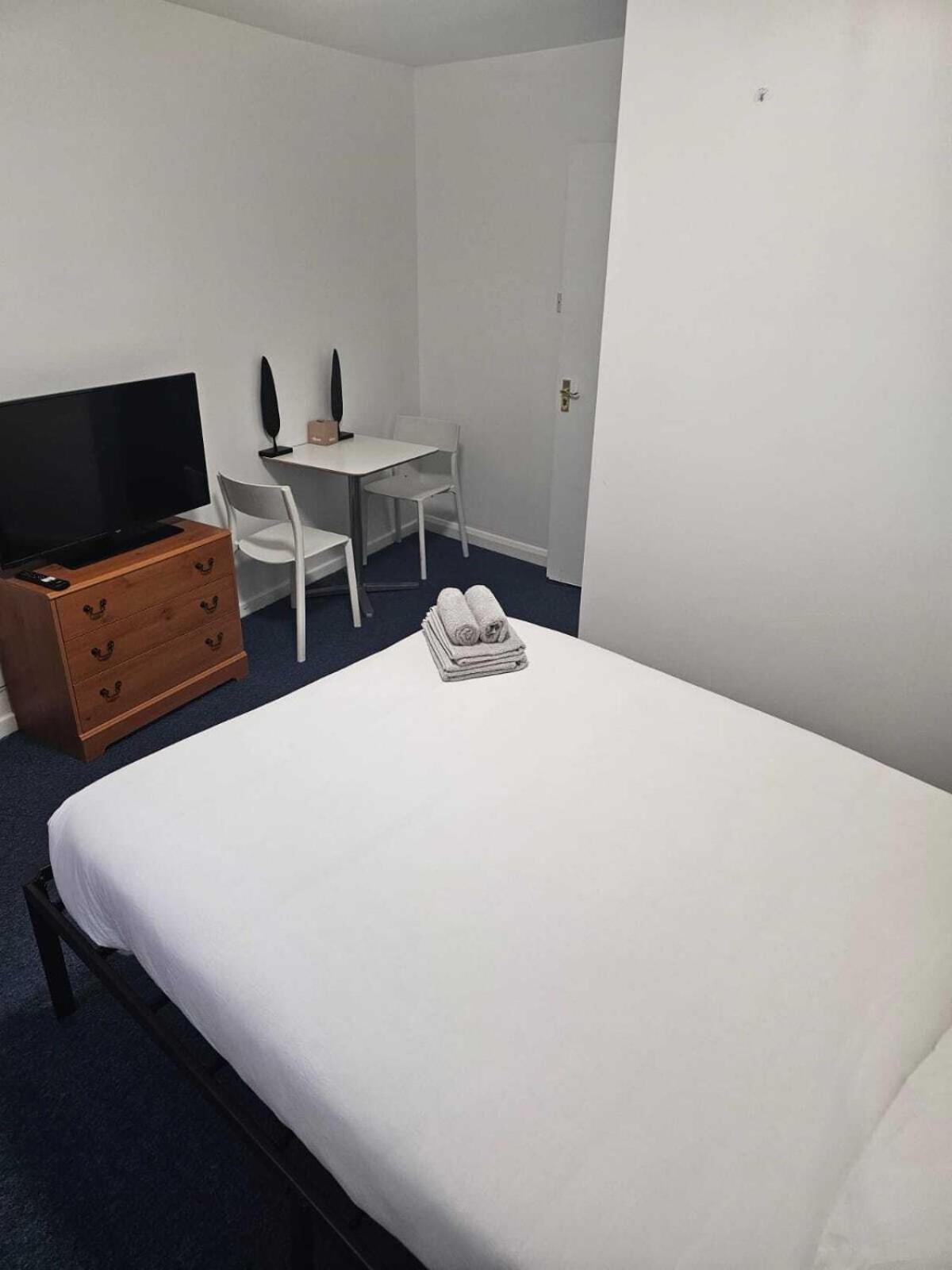 Queens Place - Rooms Brighton ภายนอก รูปภาพ