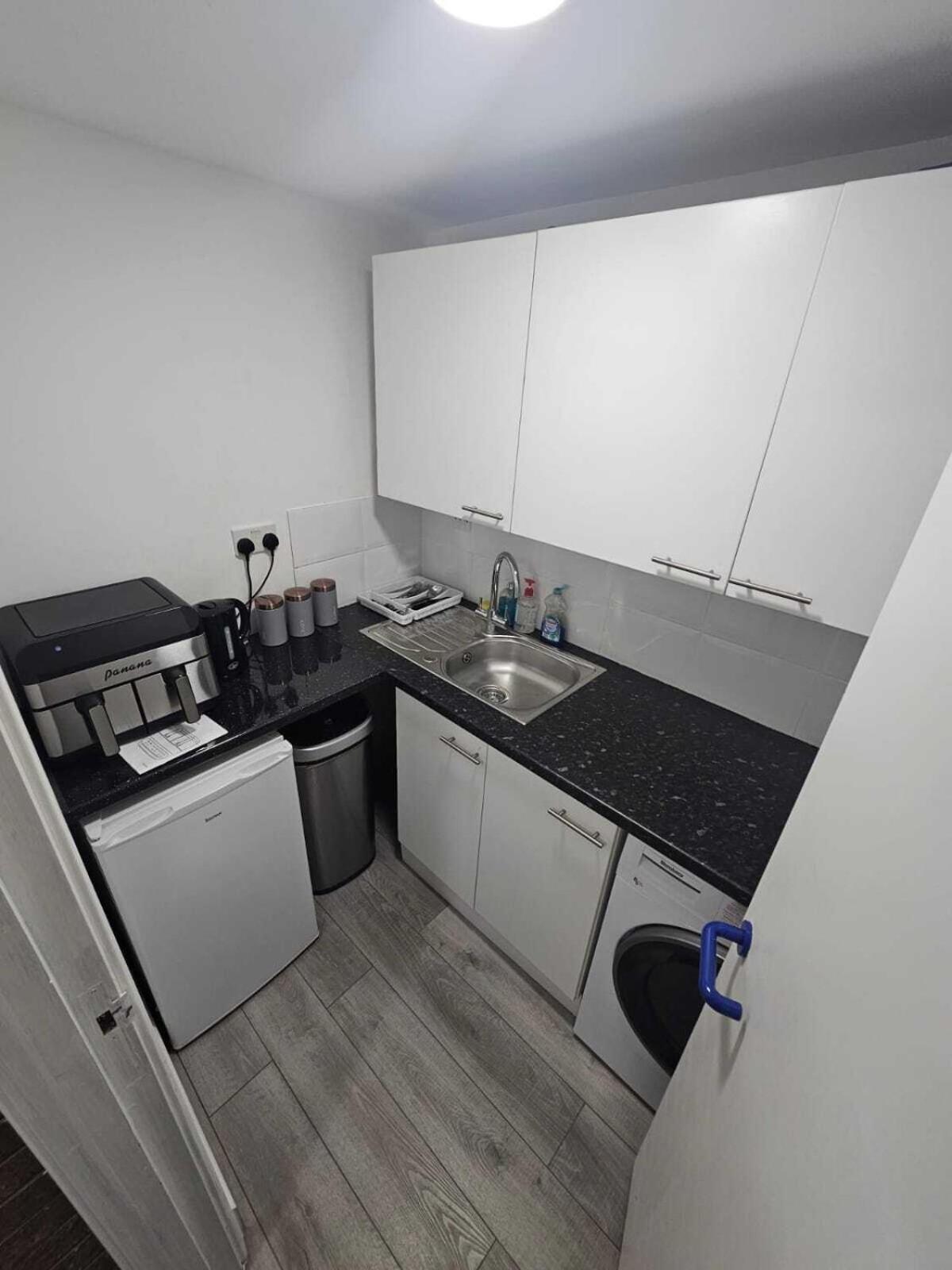 Queens Place - Rooms Brighton ภายนอก รูปภาพ