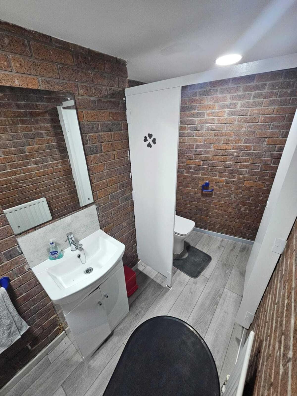Queens Place - Rooms Brighton ภายนอก รูปภาพ